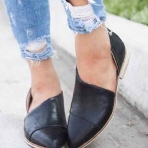 Shoes - 'Carter' Flats